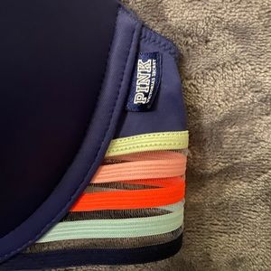 PINK VS Push-up Front Clasp Bra Size 32C Like New